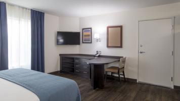 Candlewood Suites - Celaya By Ihg Hotel